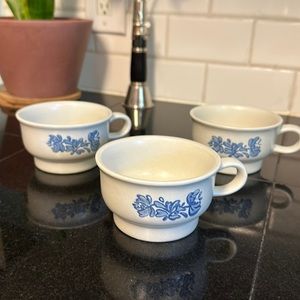Vintage Pfaltzgraff stoneware cups